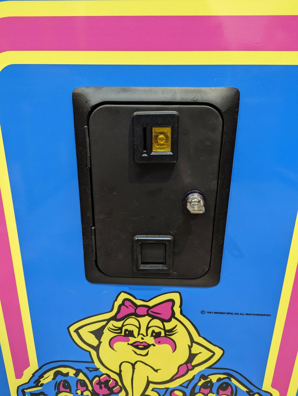 Ms Pacman Arcade Machine - Reproduction